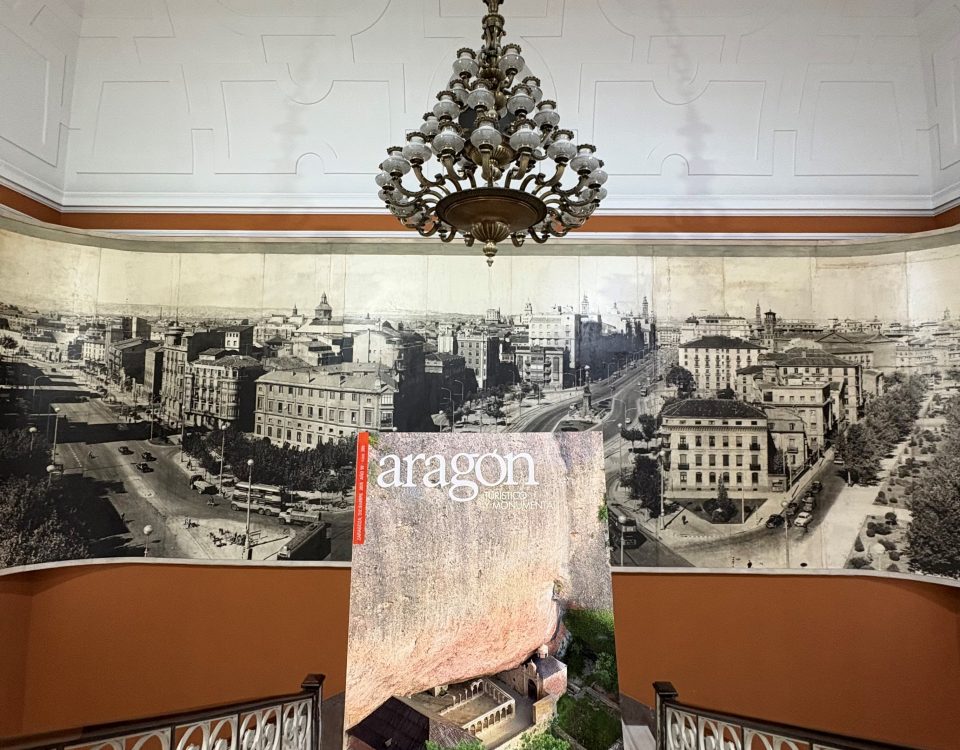 Presentación del número 399 de la revista 'Aragón Turístico y Monumental'