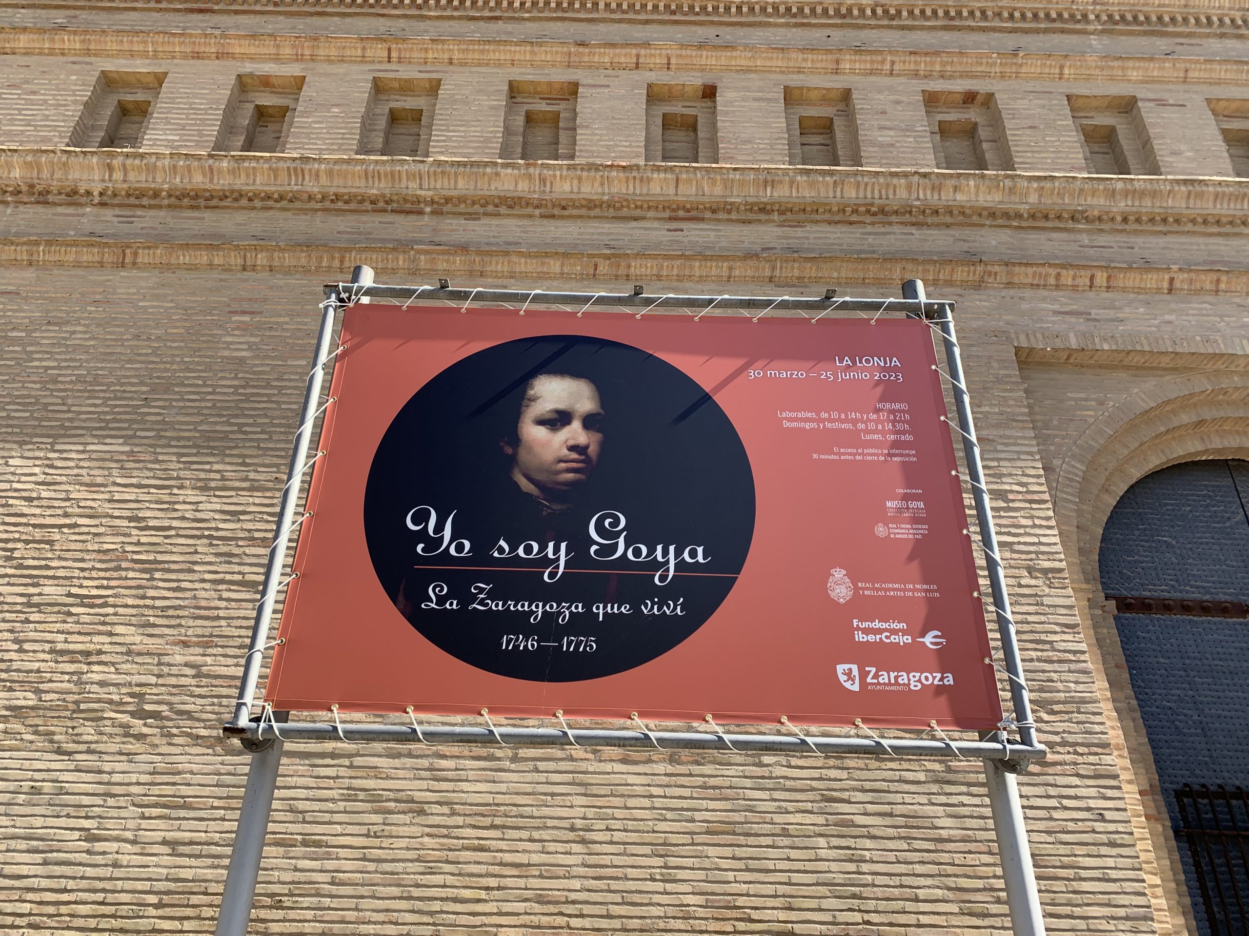 Cartel de la exposición 'Yo soy Goya' (foto de Alfonso Estrada)