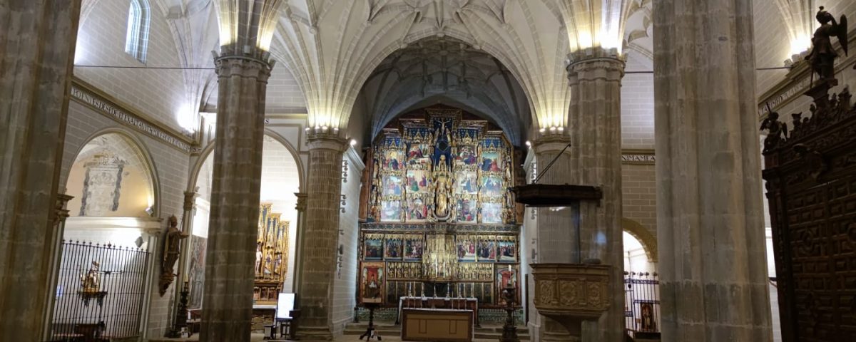 Interior de la Colegiata de Bolea