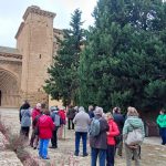 El grupo del SIPA accediendo al Monasterio de Sijena