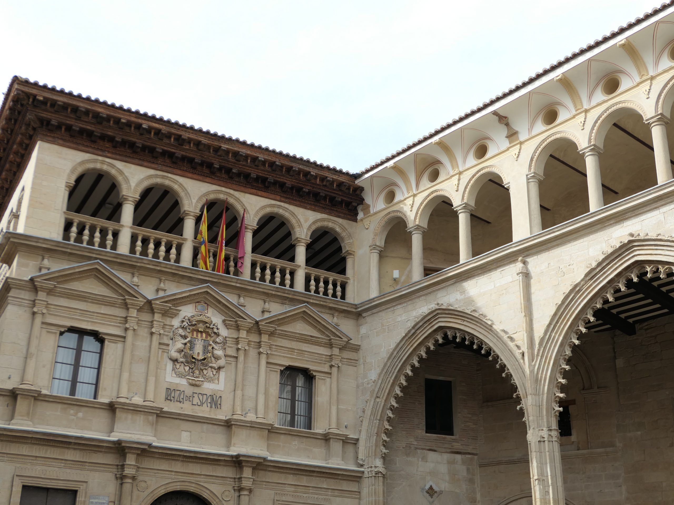 Plaza de España de Alcañiz (foto de Ernesto Fabre)
