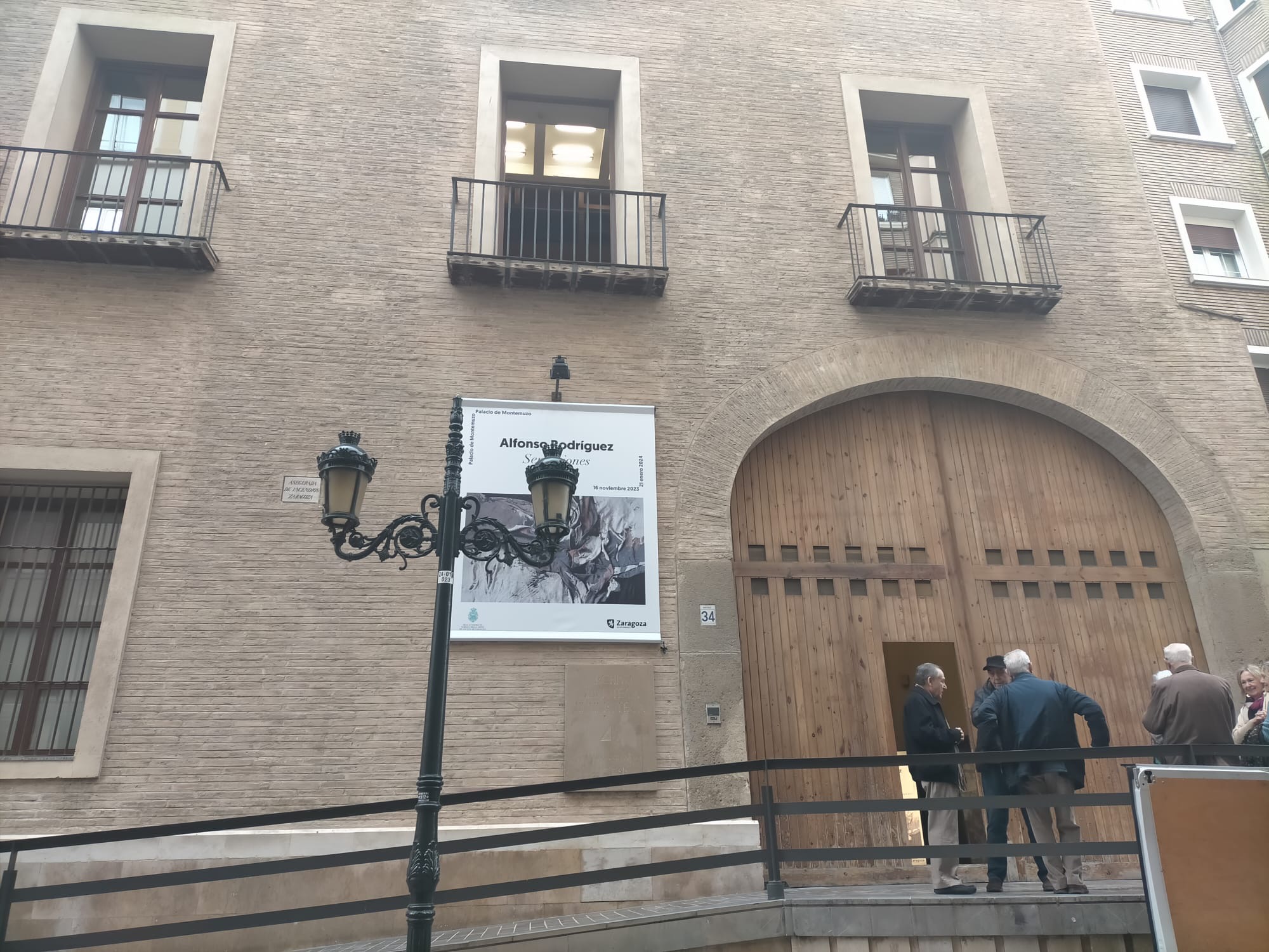 Acceso al Palacio de Montemuzo